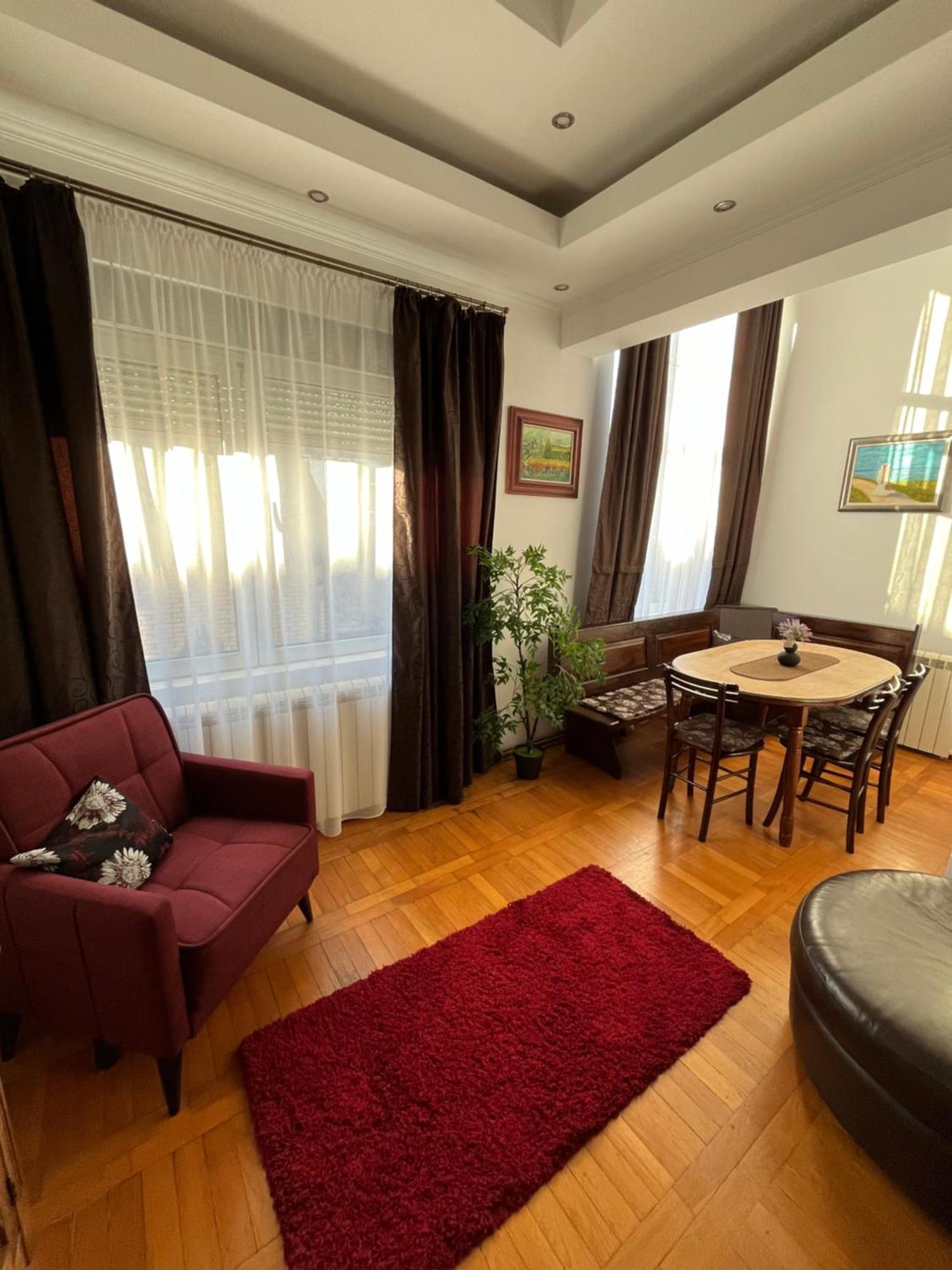 Airport Sky Apartments Lux II Белград Екстериор снимка
