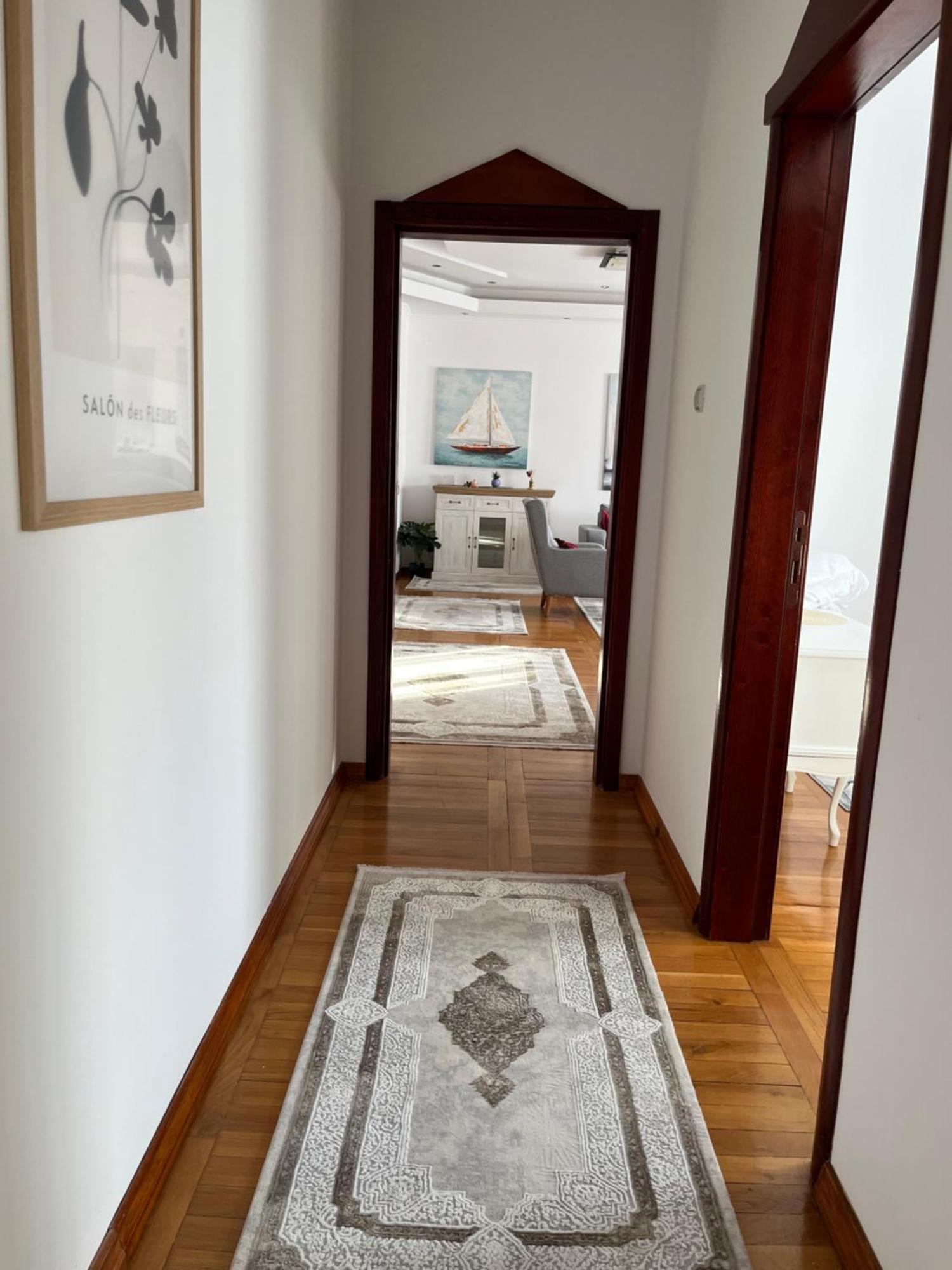 Airport Sky Apartments Lux II Белград Екстериор снимка