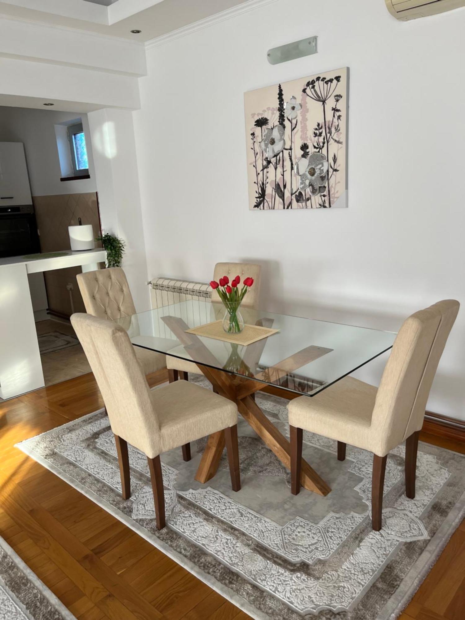 Airport Sky Apartments Lux II Белград Екстериор снимка